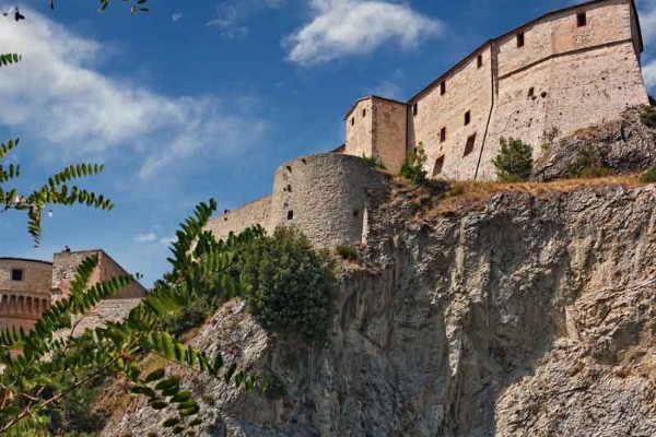 La Rocca di San Leo, un tuffo nella Valmarecchia